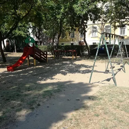 Dudi Apartment *